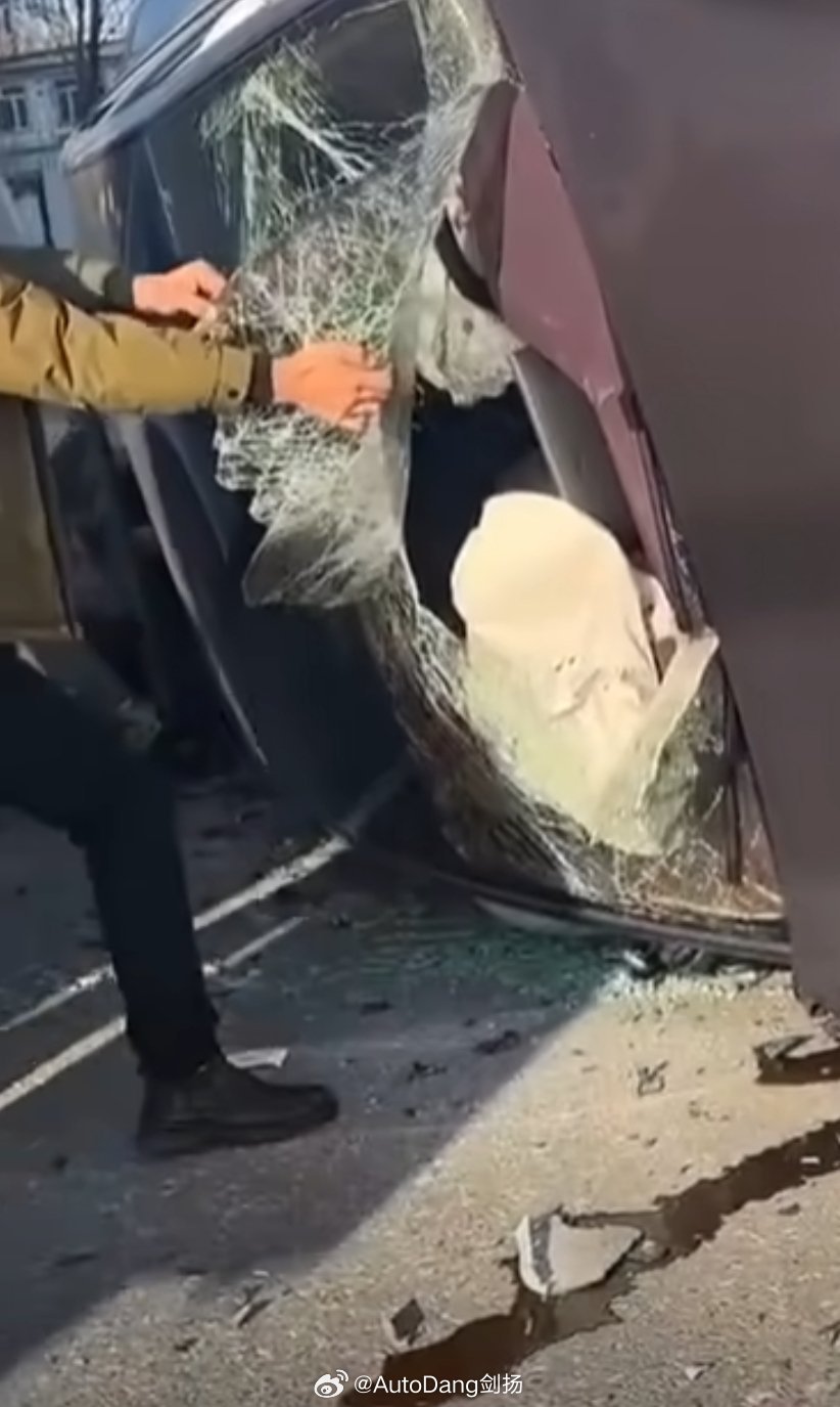 童话里的骑士   第3页